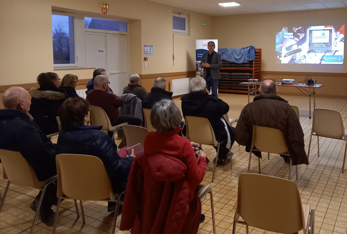 Salle de réunion ROUVRAY Ste Croix